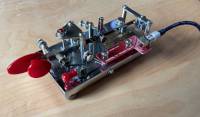 Semi-automatic Morse bug key